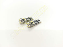 Load image into Gallery viewer, T10 8 SMD Sidelight Bulbs Canbus Compatible (W5W/501)
